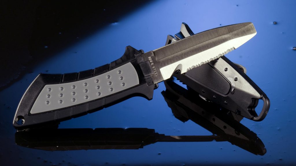 Choisir Couteau Plongee Sous Marine