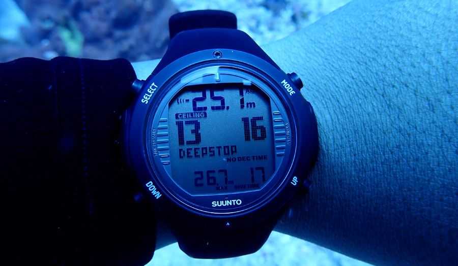 Ordinateur Plongee Sous Marine