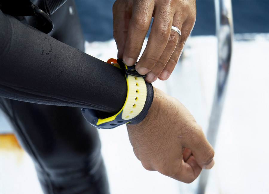 Test Digit 330 Scubapro